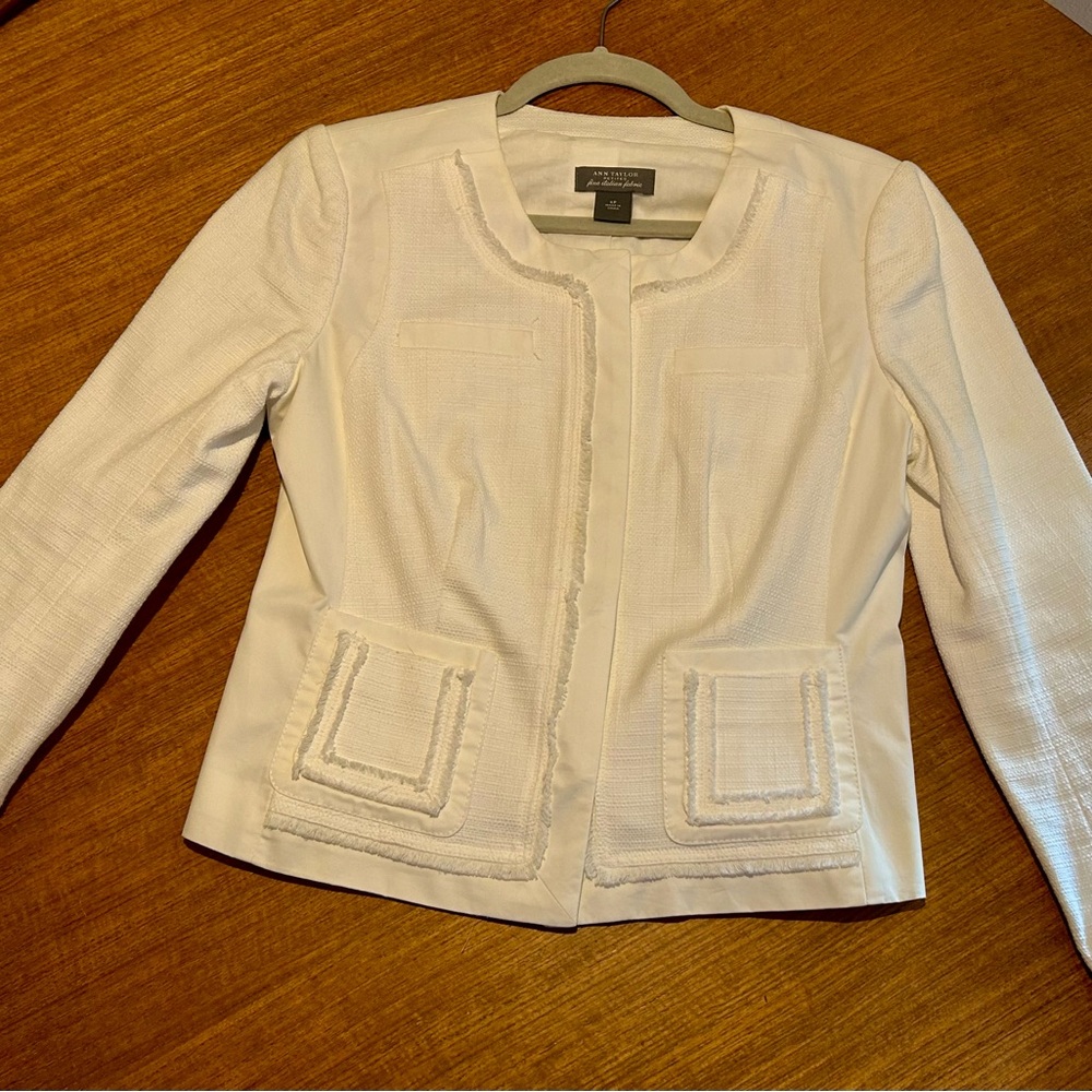 Ann Taylor Petites Fine Italian Fabric White Blazer Size 6P